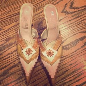 Vera Gomma pointy high heels - size 6